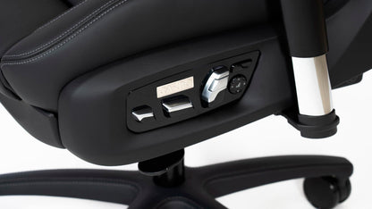 BMW M5 (F90) Chair