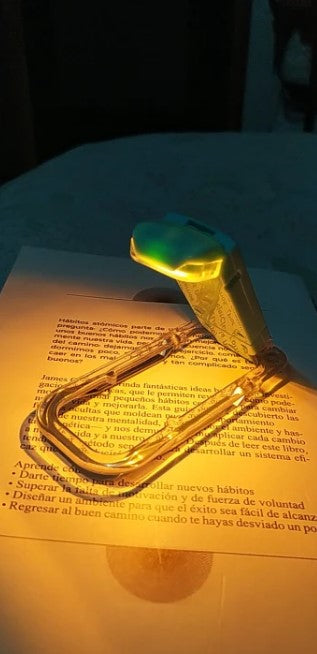 BOOK LIGHT